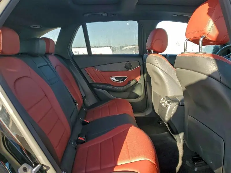 2021 MERCEDES-BENZ GLC 300 4MATIC  