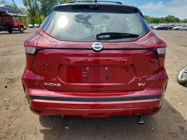 2021 NISSAN KICKS SV  
