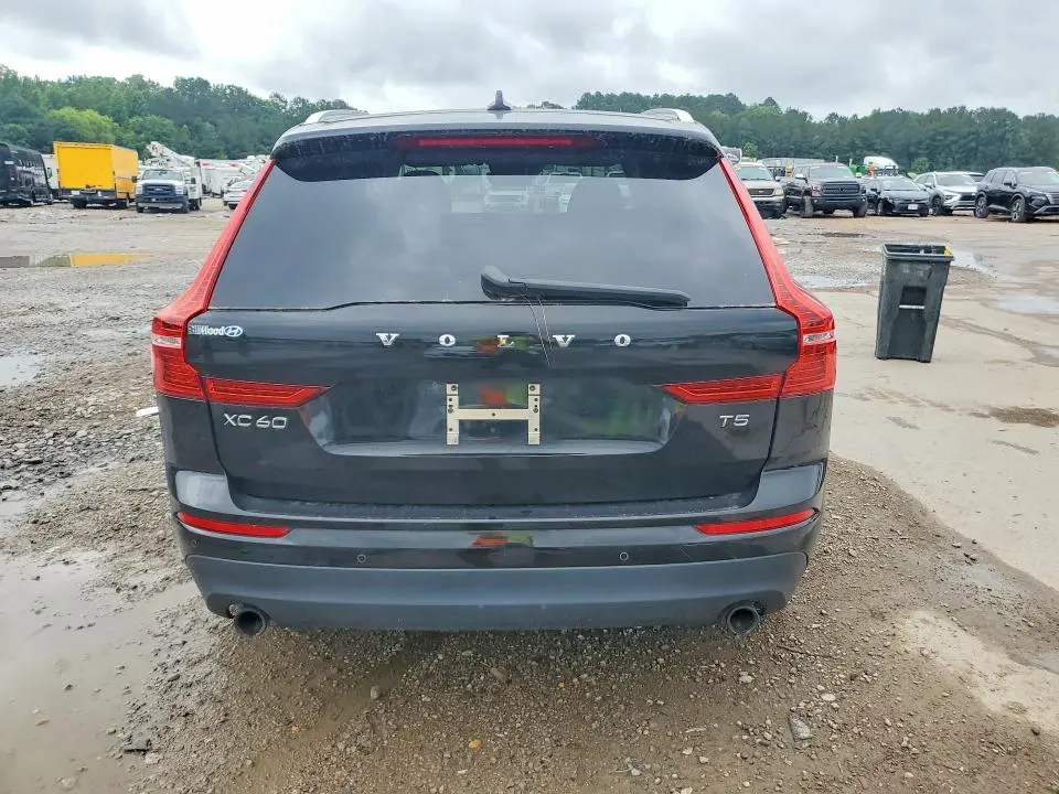 2019 VOLVO XC60 T5  