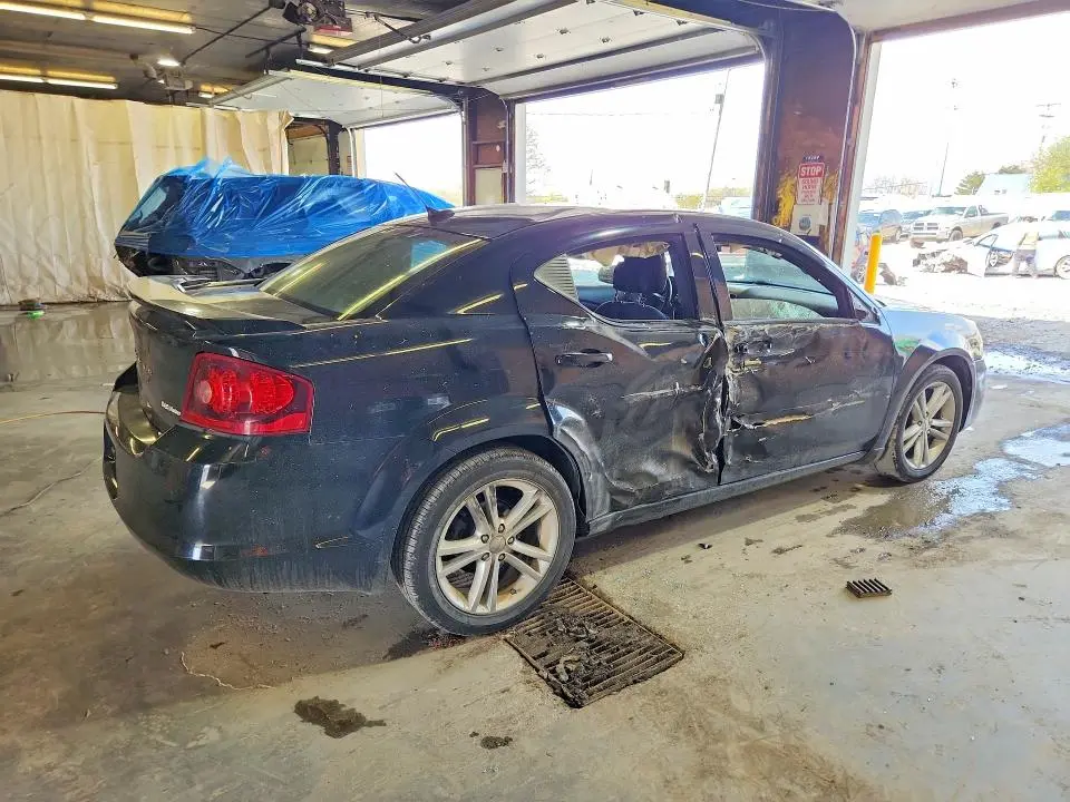 2014 DODGE AVENGER SE  