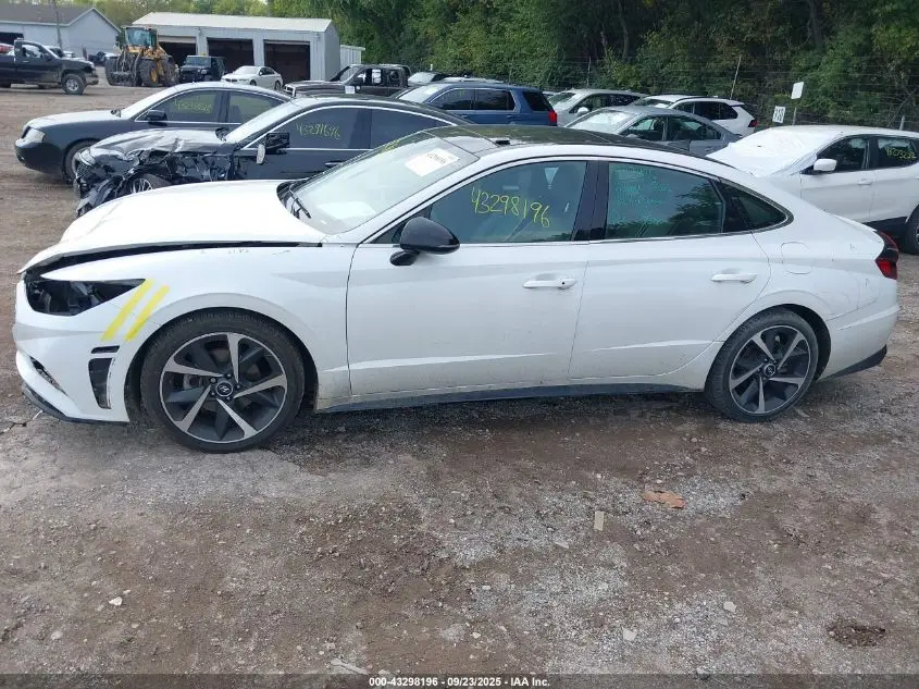 2022 HYUNDAI SONATA SPORT
