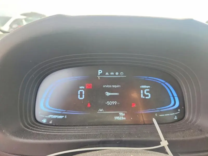 2025 HYUNDAI VENUE SE  