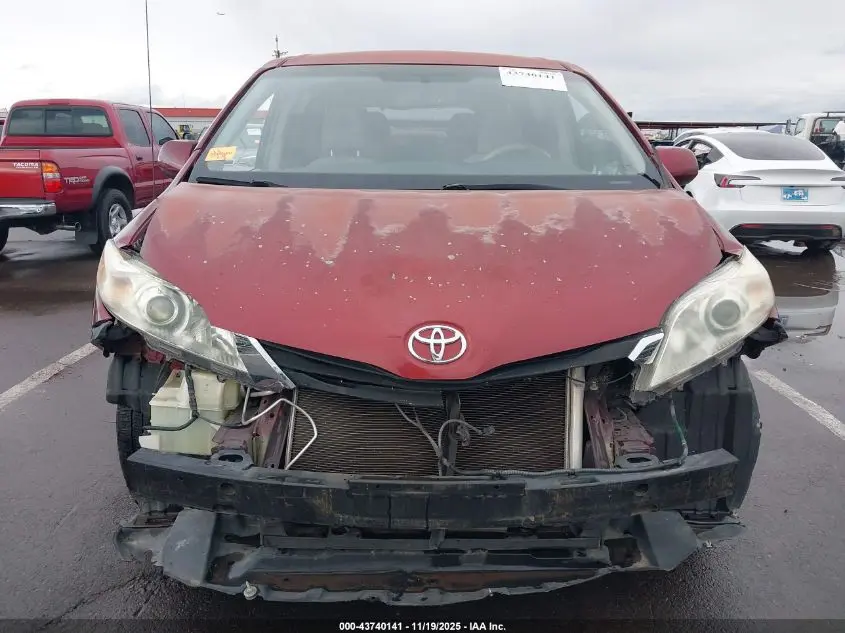 2012 TOYOTA SIENNA LE V6 8 PASSENGER