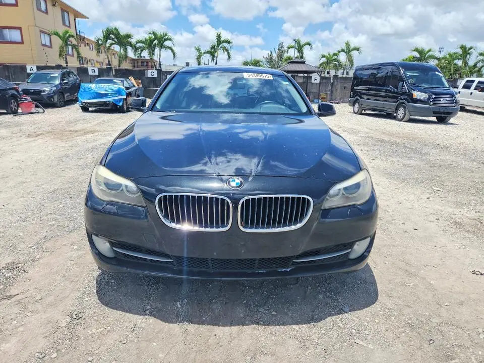 2013 BMW 528 I  