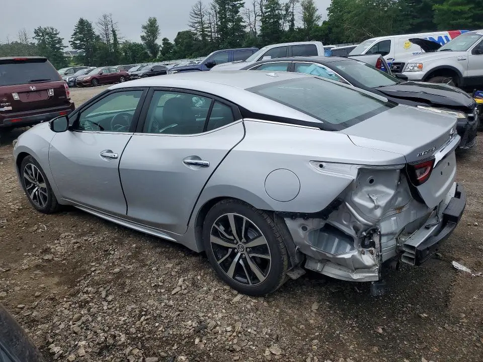 2021 NISSAN MAXIMA SV  