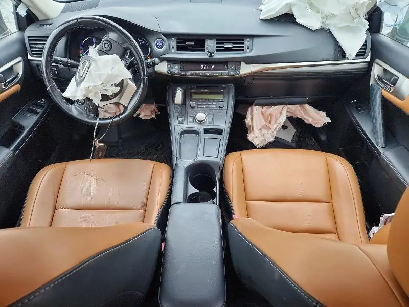 2015 LEXUS CT 200  