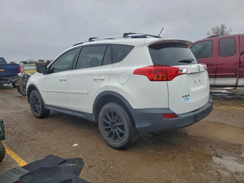 2015 TOYOTA RAV4 LE  