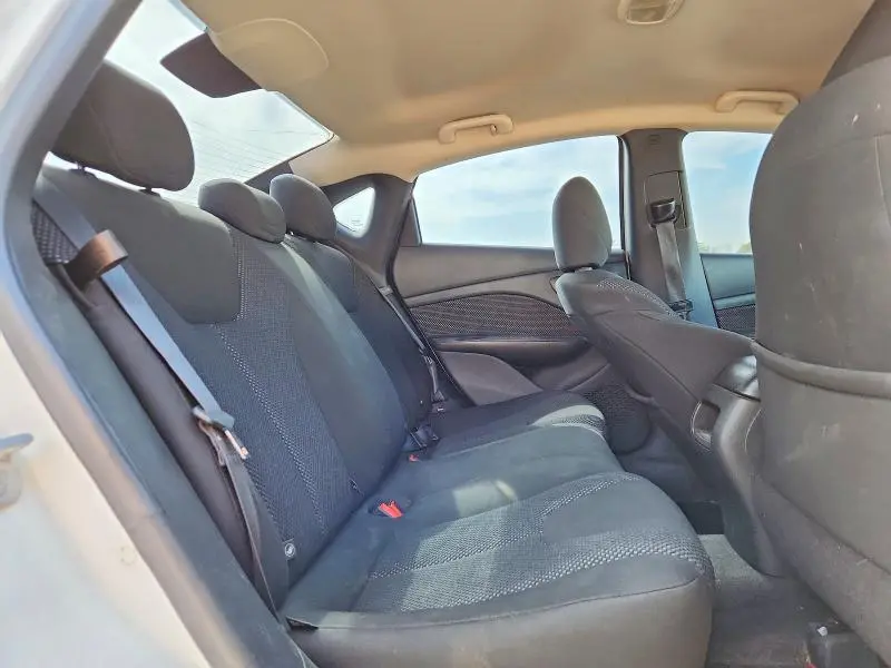 2015 DODGE DART SE  