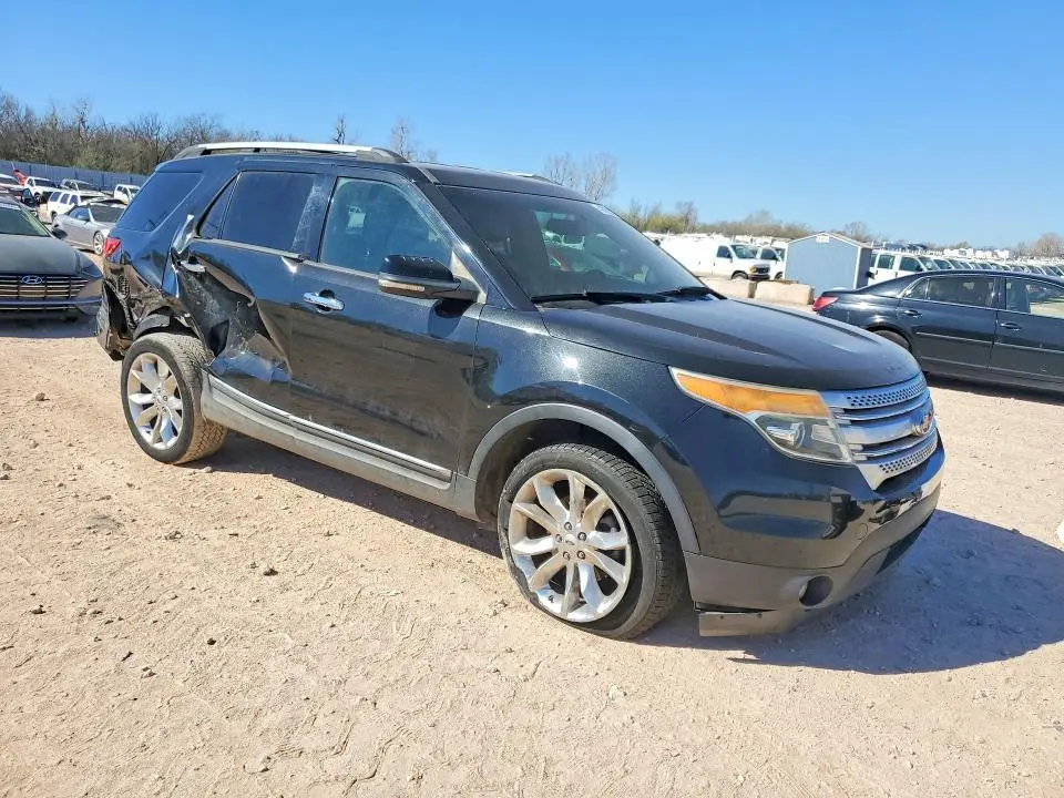 2012 FORD EXPLORER XLT  