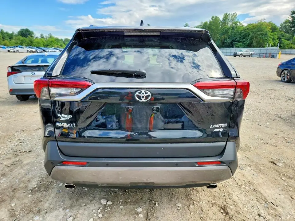2021 TOYOTA RAV4 LIMITED  