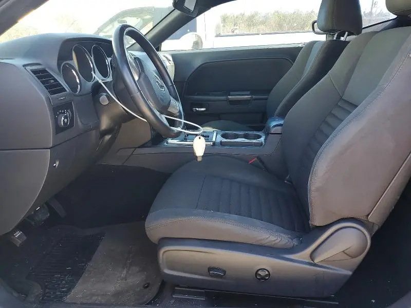 2012 DODGE CHALLENGER SXT  