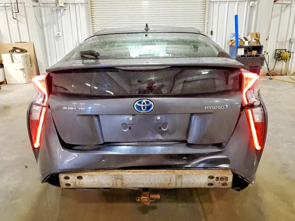 2017 TOYOTA PRIUS THREE  