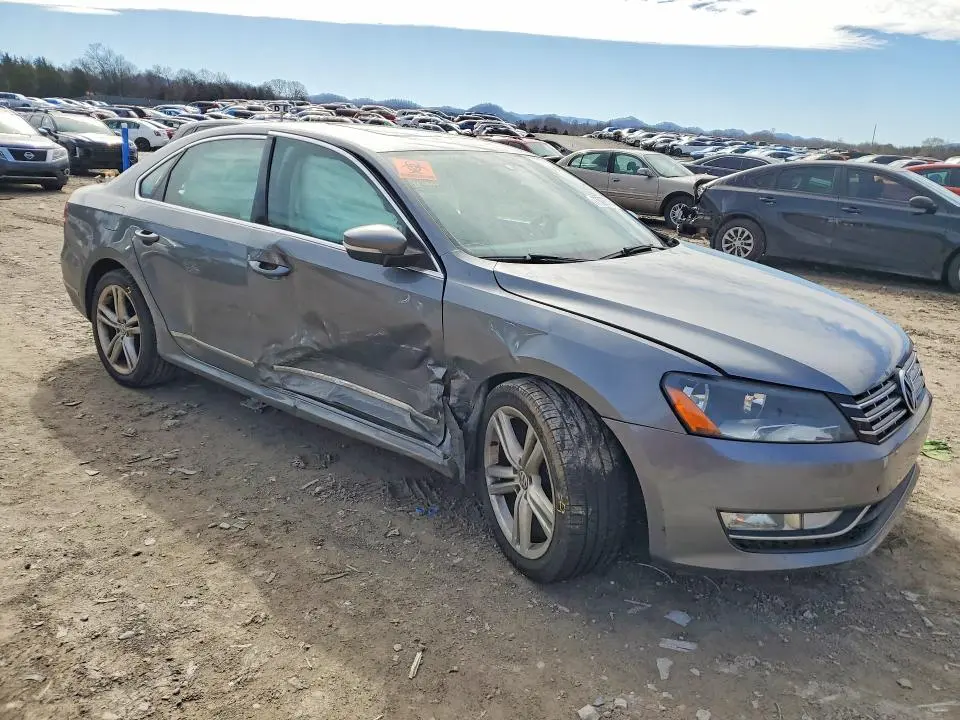 2014 VOLKSWAGEN PASSAT SEL  