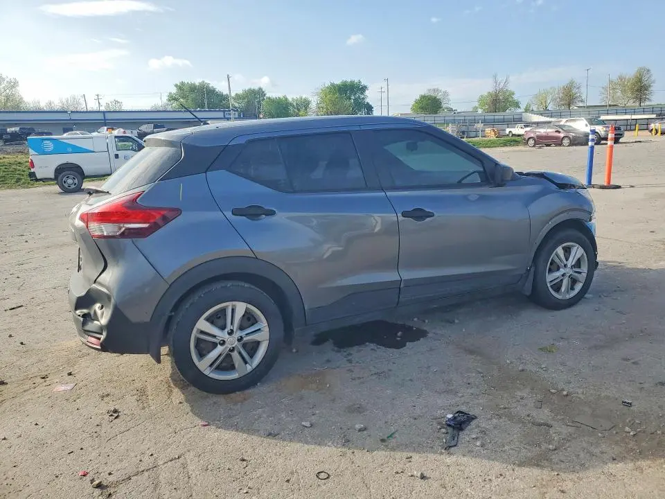 2020 NISSAN KICKS S  