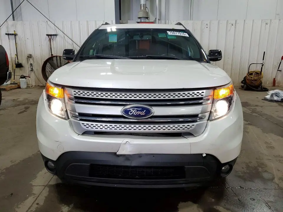 2015 FORD EXPLORER XLT  