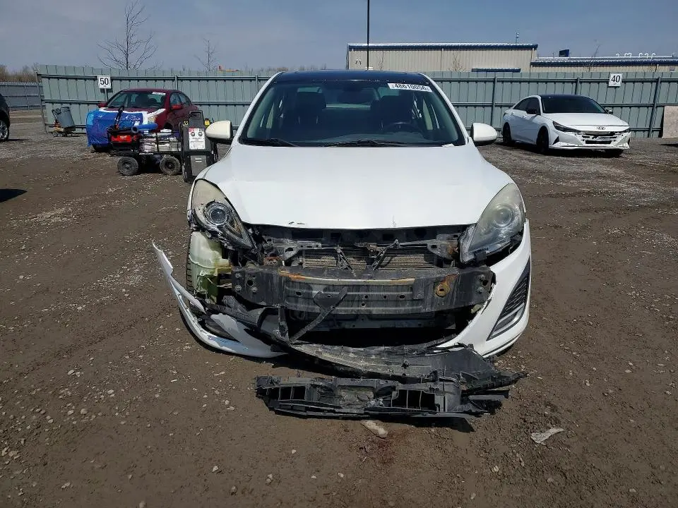 2011 MAZDA 3 S  