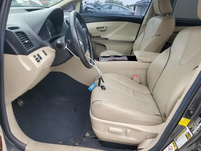 2012 TOYOTA VENZA LE  