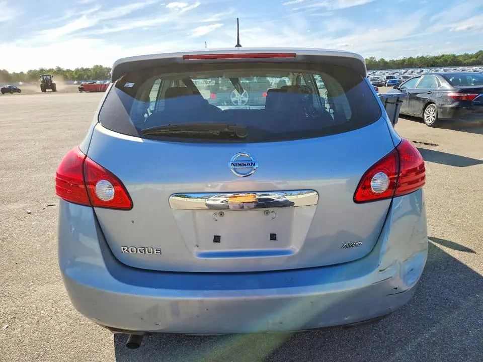 2013 NISSAN ROGUE S  