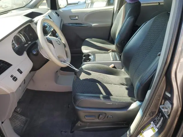 2012 TOYOTA SIENNA SPORT  