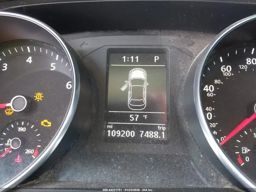 2017 VOLKSWAGEN PASSAT 1.8T R-LINE