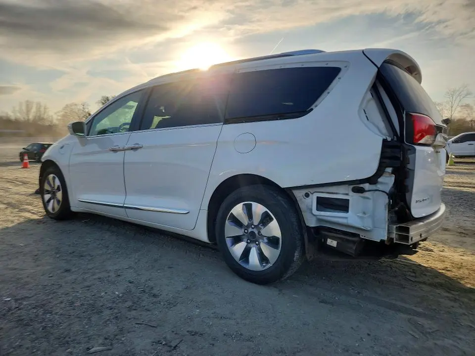 2018 CHRYSLER PACIFICA HYBRID LIMITED  