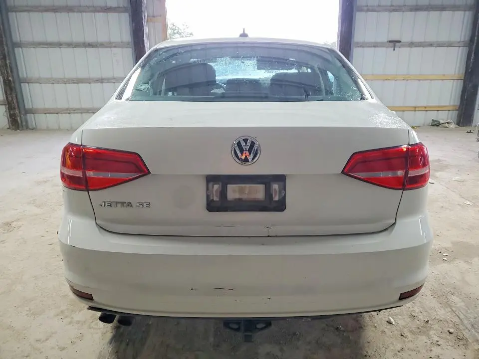 2015 VOLKSWAGEN JETTA SE  