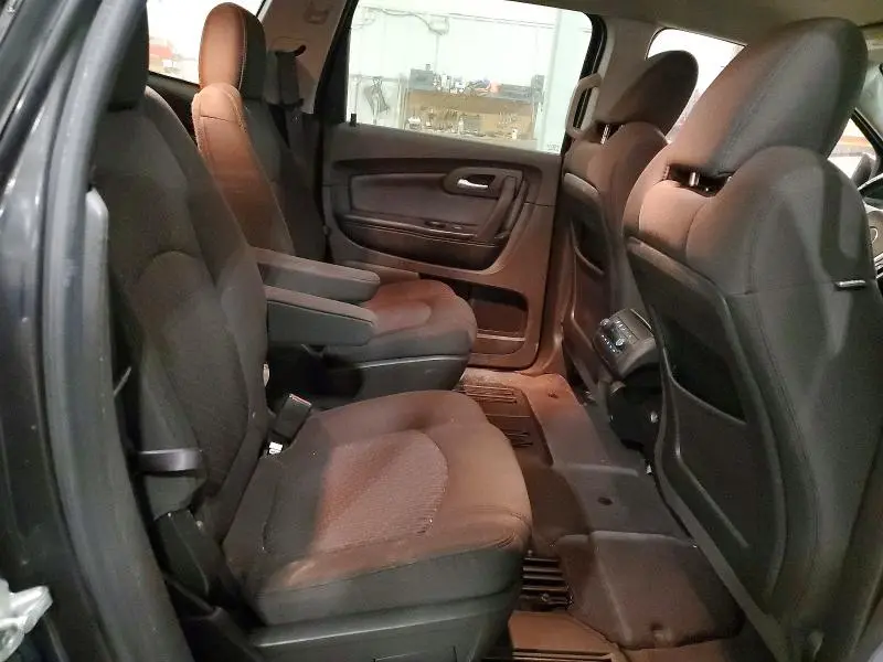 2012 CHEVROLET TRAVERSE LT  