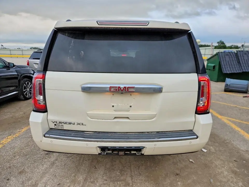 2015 GMC YUKON XL DENALI  