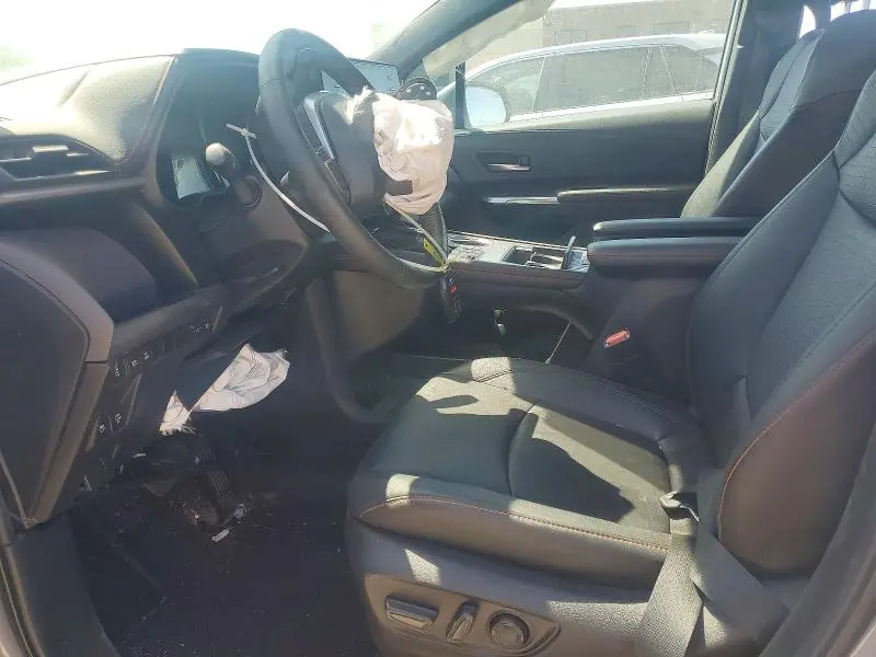 2024 TOYOTA SIENNA XSE  