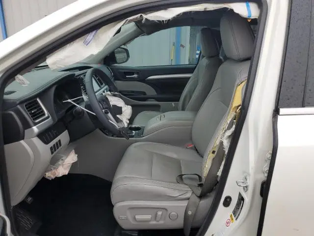 2016 TOYOTA HIGHLANDER XLE  