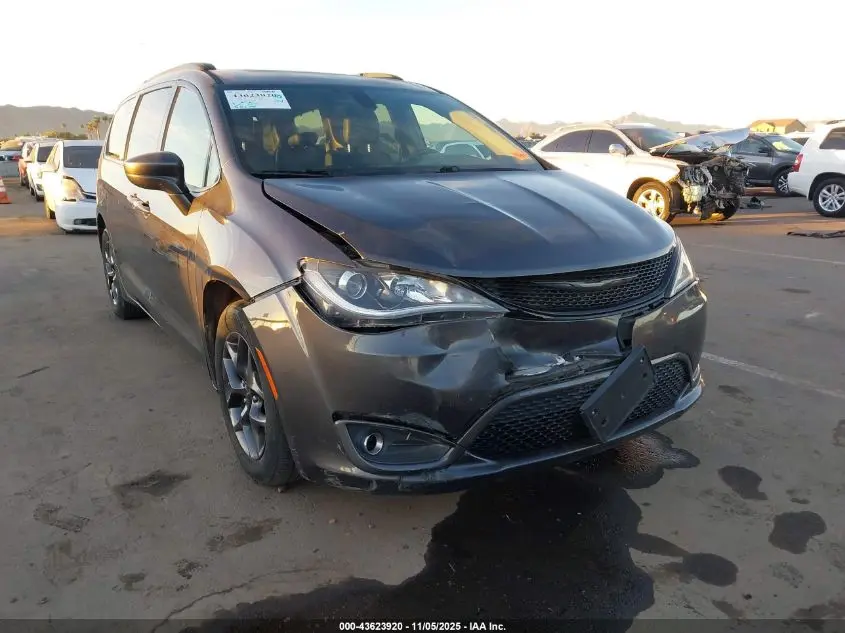 2019 CHRYSLER PACIFICA TOURING L