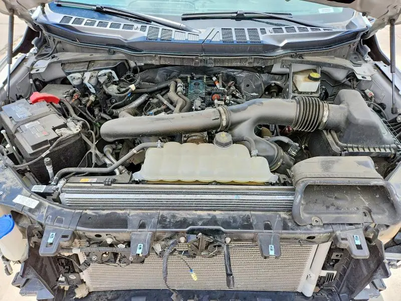2024 FORD F150 XLT  