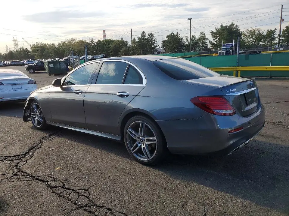 2018 MERCEDES-BENZ E 300  