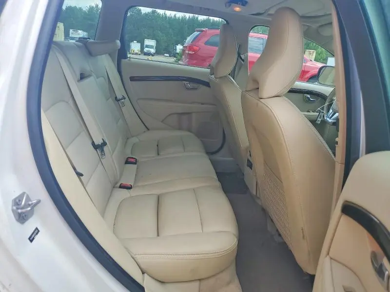 2016 VOLVO XC70 T5 PLATINUM  