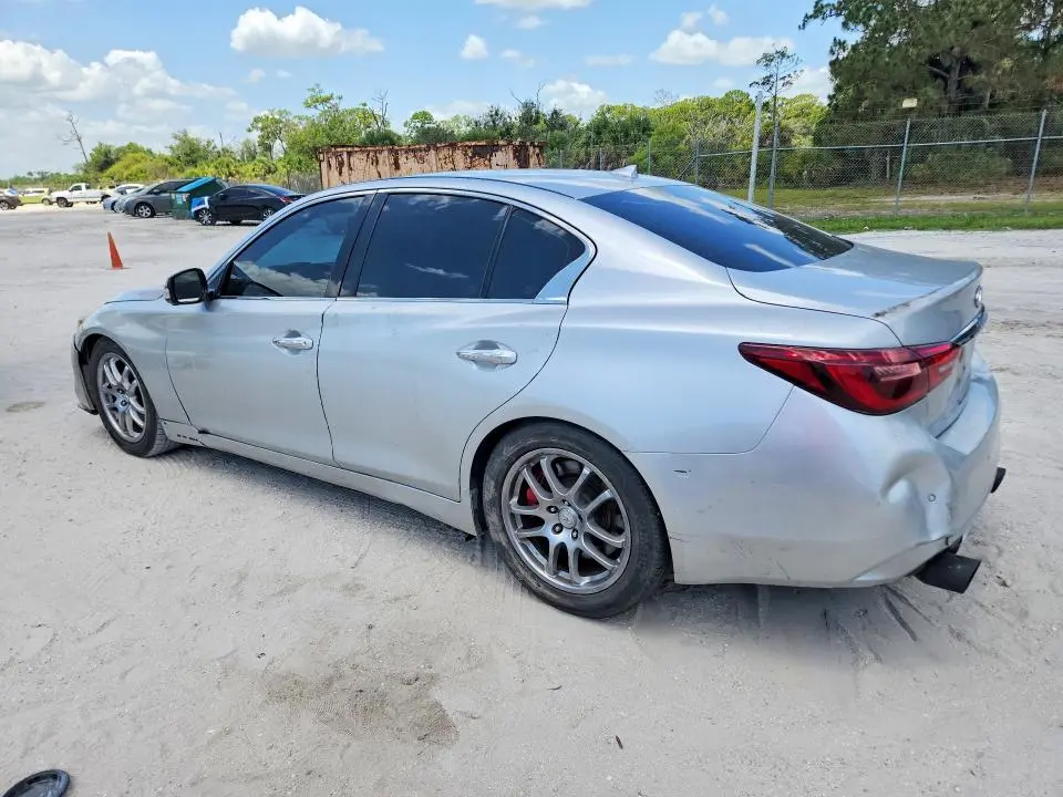 2017 INFINITI Q50 RED SPORT 400  
