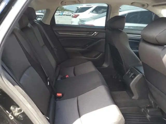 2018 HONDA ACCORD EX  