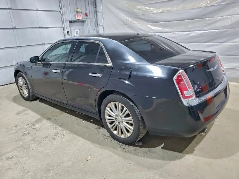 2013 CHRYSLER 300C   
