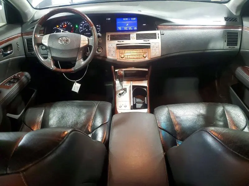 2010 TOYOTA AVALON LIMITED  