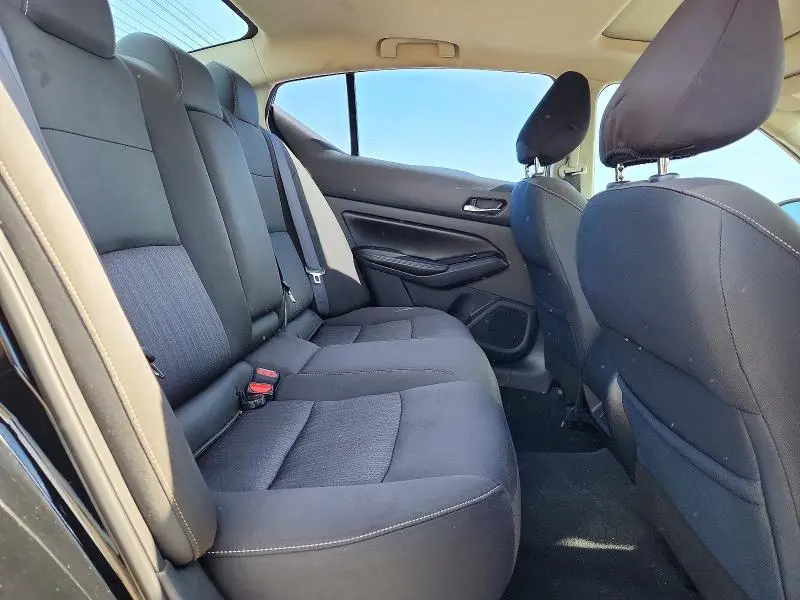 2021 NISSAN ALTIMA SV  