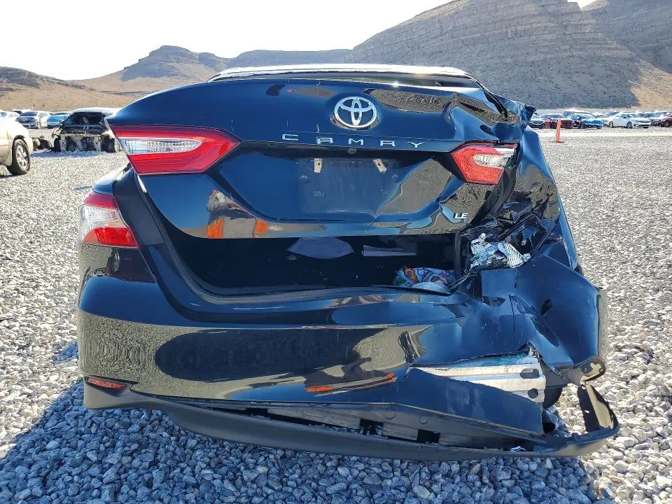 2018 TOYOTA CAMRY LE  