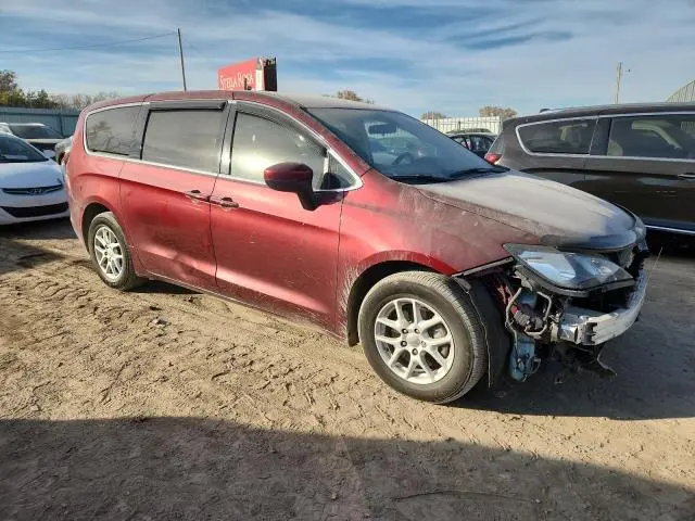 2020 CHRYSLER VOYAGER LX  