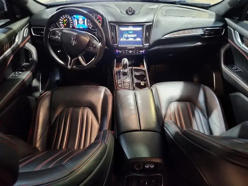 2017 MASERATI LEVANTE LUXURY  