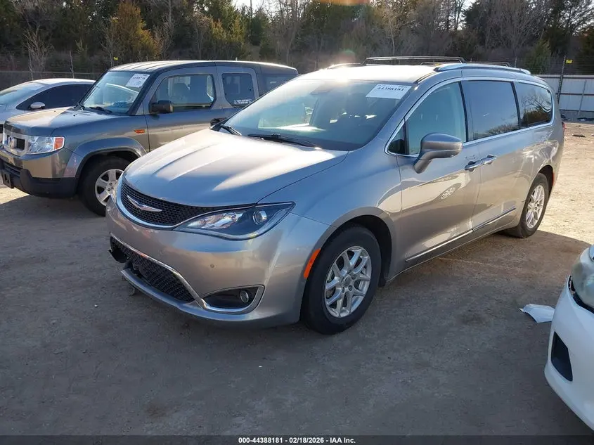 2020 CHRYSLER PACIFICA TOURING L