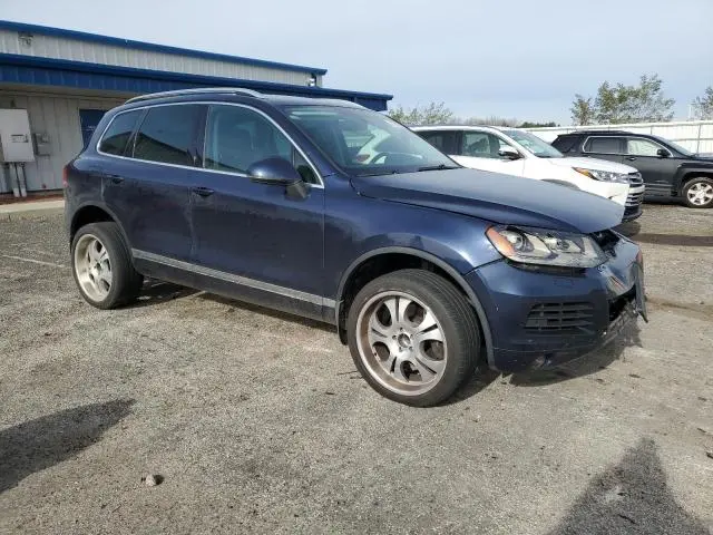 2012 VOLKSWAGEN TOUAREG V6 TDI  