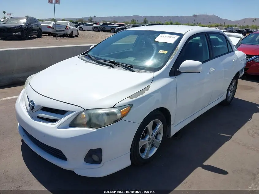 2013 TOYOTA COROLLA S