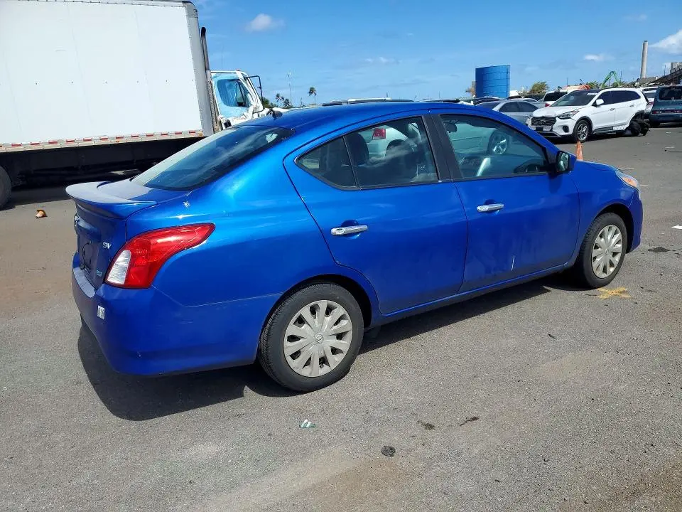2015 NISSAN VERSA 1.6 SV  