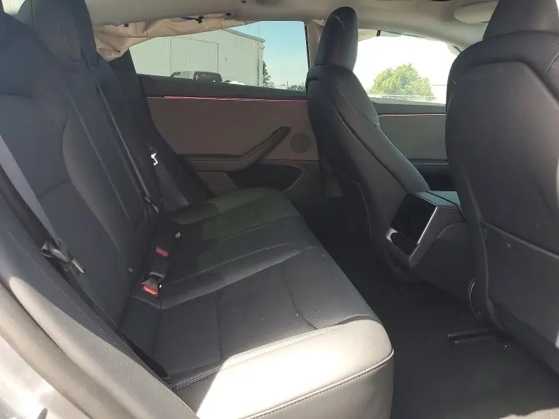 2026 TESLA MODEL 3   