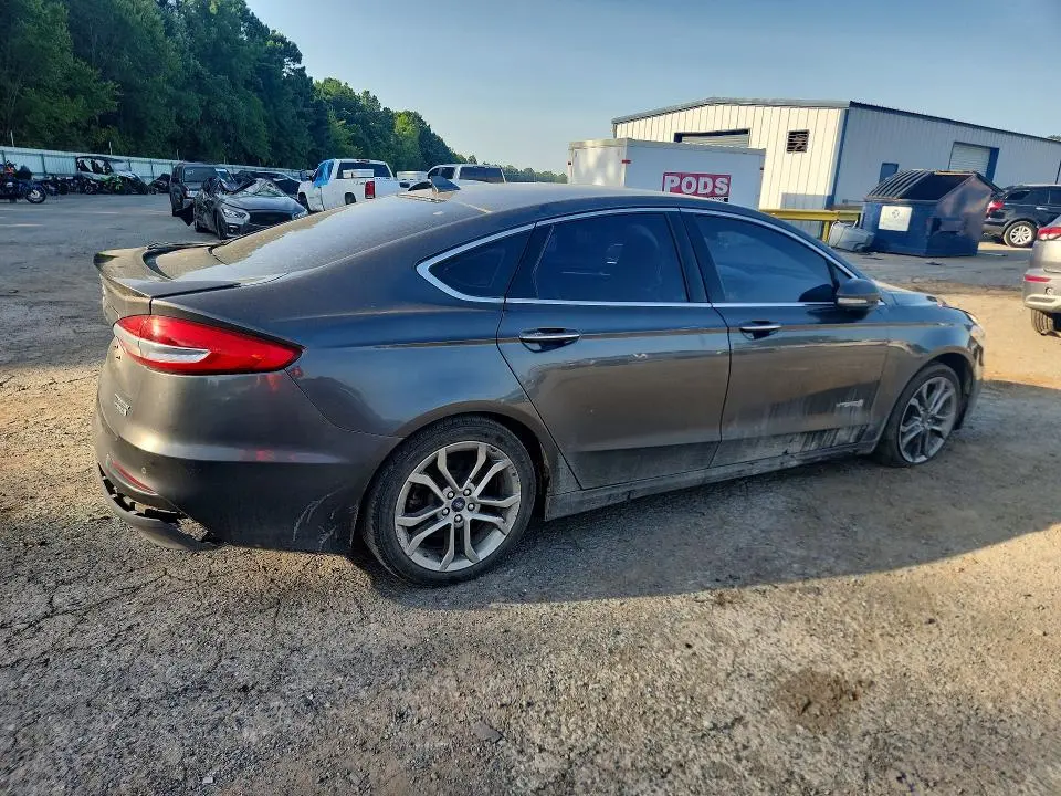 2019 FORD FUSION TITANIUM  