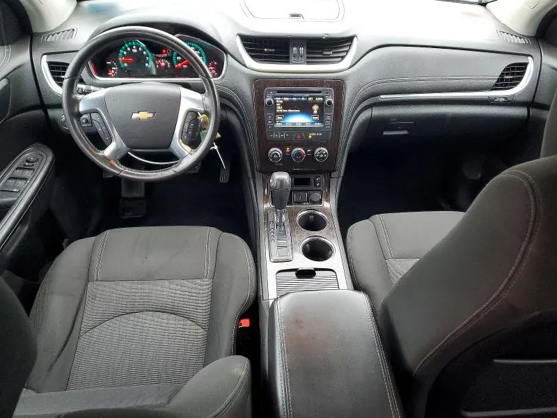 2016 CHEVROLET TRAVERSE LT  