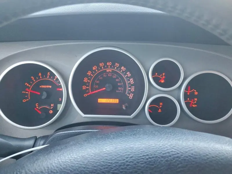 2013 TOYOTA SEQUOIA SR5  